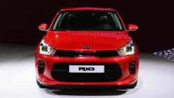 07-2017-kia-rio-paris-1.jpg