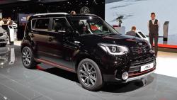 01-2017-kia-soul-sx-paris-1.jpg